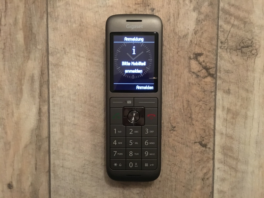 Vorderansicht mit TFT-Display